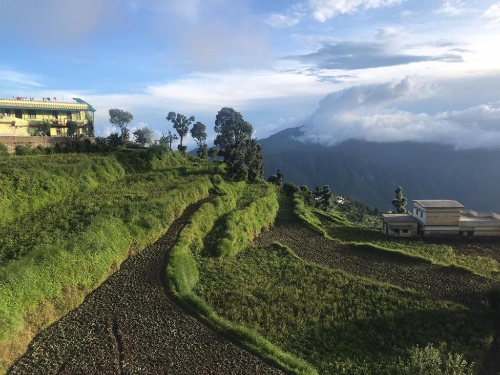 Green View Resort New Tehri 외부 사진